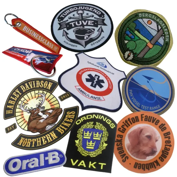 Flera olika sorters tygmärken och patches som visar vidden av vår erfarenhet och förmåga för kvalitet.